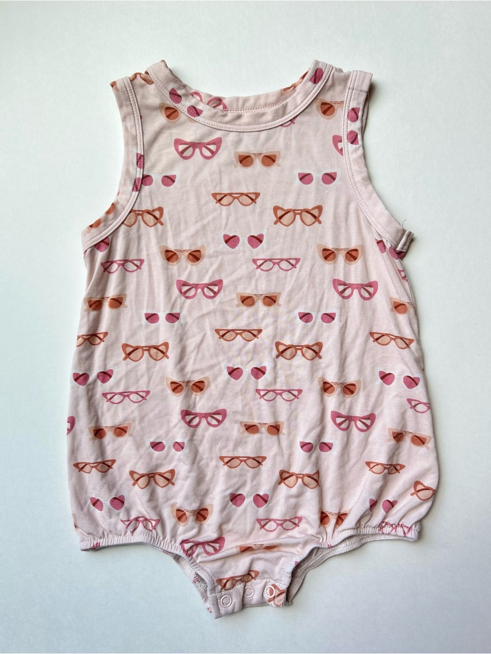 Baby sprouts Sunglasses Patterned bubble romper